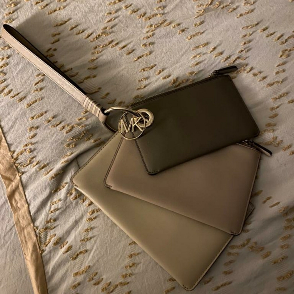 Small/Medium Michael Kors wallets